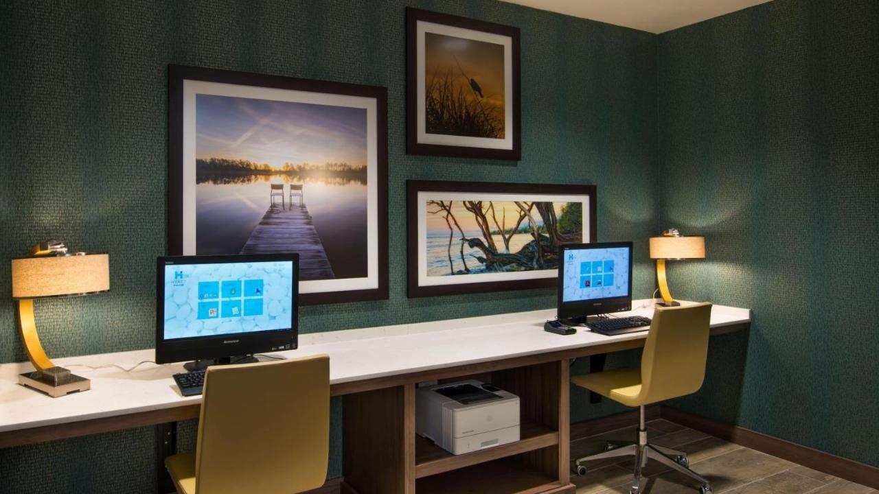 Hyatt House Naples 5Th Avenue Ξενοδοχείο Εξωτερικό φωτογραφία