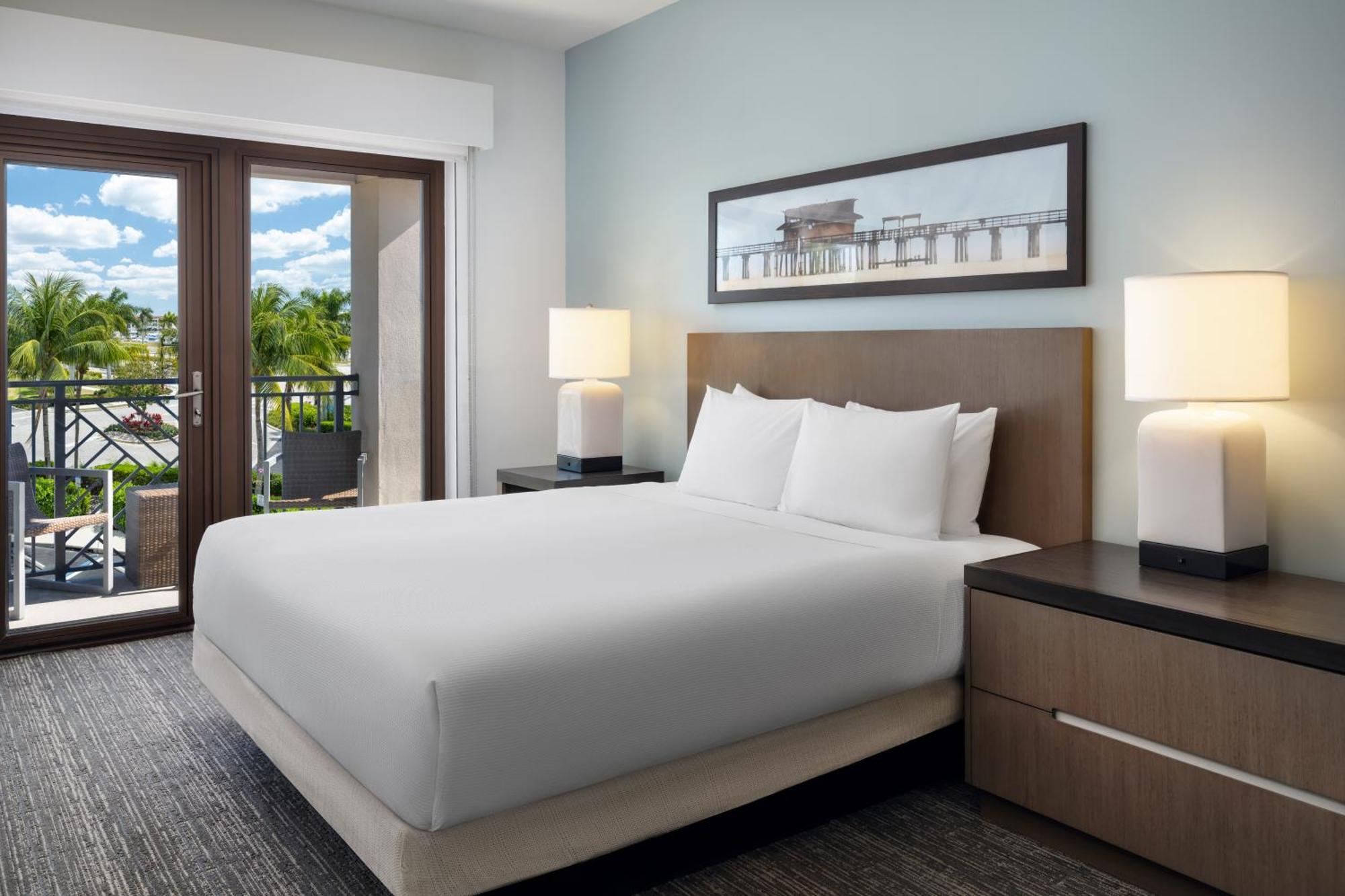 Hyatt House Naples 5Th Avenue Ξενοδοχείο Εξωτερικό φωτογραφία