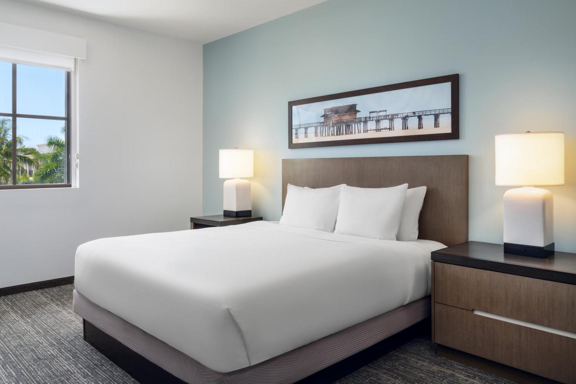 Hyatt House Naples 5Th Avenue Ξενοδοχείο Εξωτερικό φωτογραφία