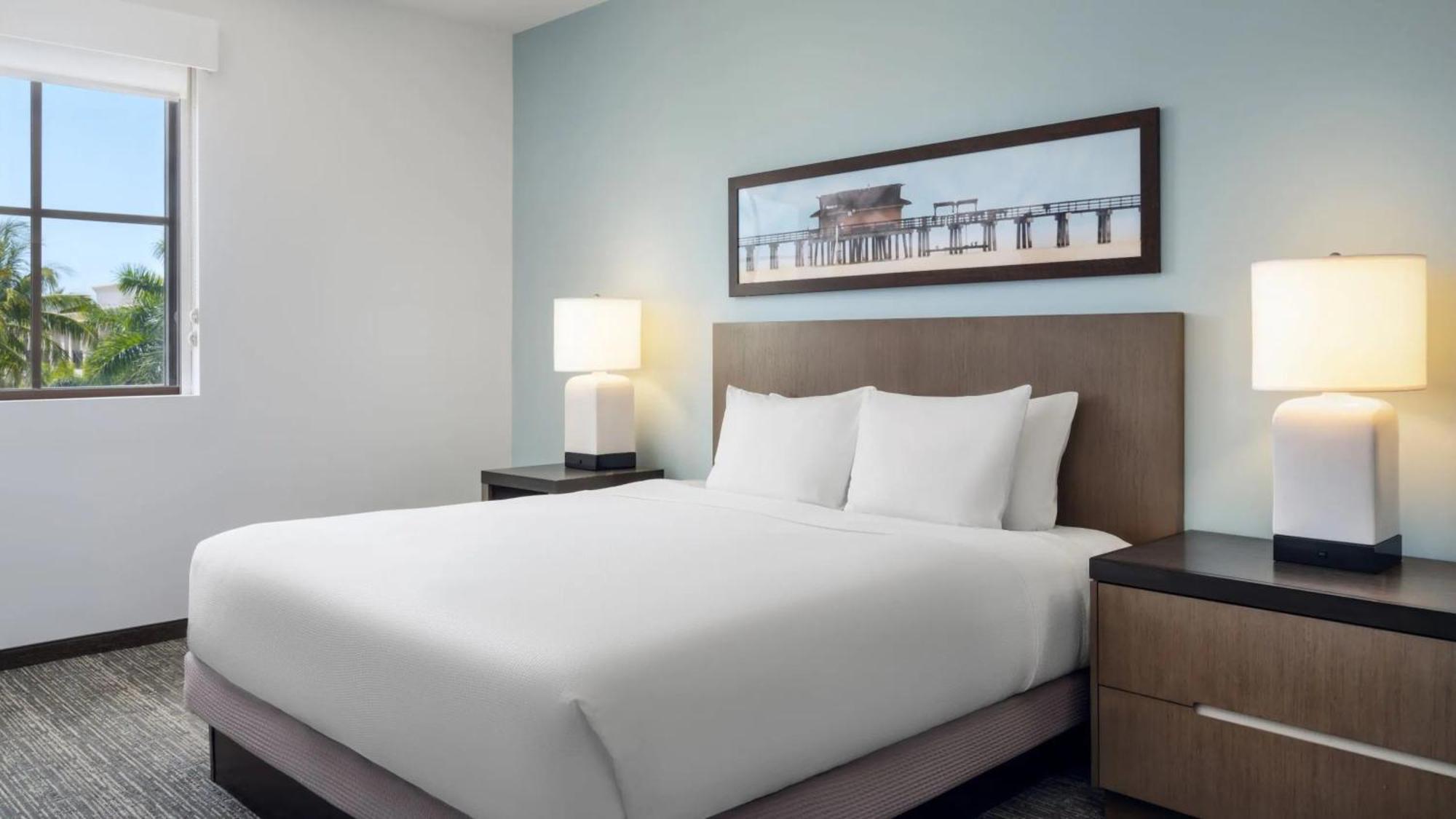 Hyatt House Naples 5Th Avenue Ξενοδοχείο Εξωτερικό φωτογραφία